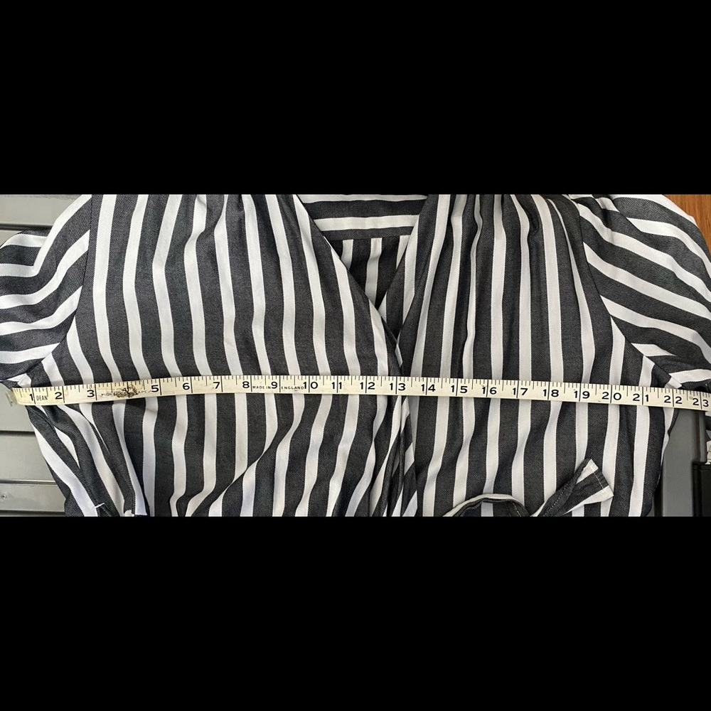 Blouse - Picture 4 of 4